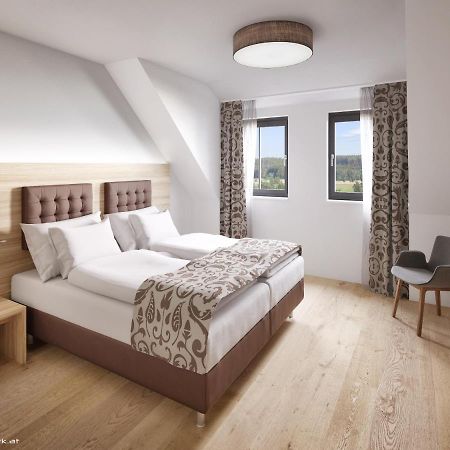 Rossano Boutique Hotel & Ristorante Sachsen bei Ansbach Eksteriør bilde