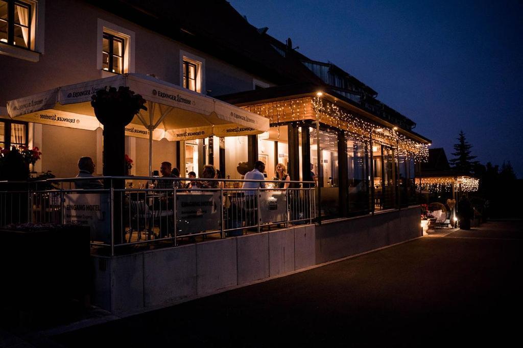 Rossano Boutique Hotel & Ristorante Sachsen bei Ansbach Eksteriør bilde