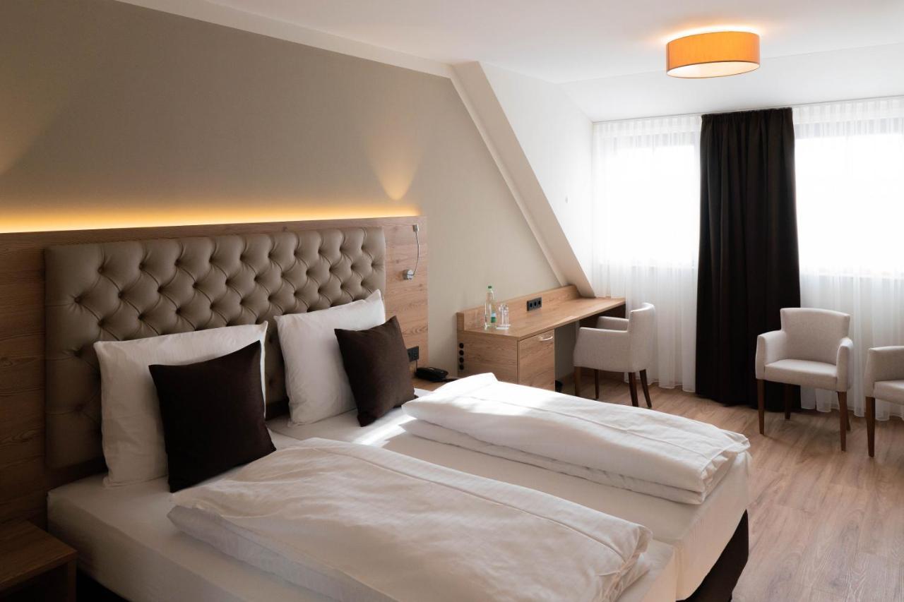 Rossano Boutique Hotel & Ristorante Sachsen bei Ansbach Eksteriør bilde