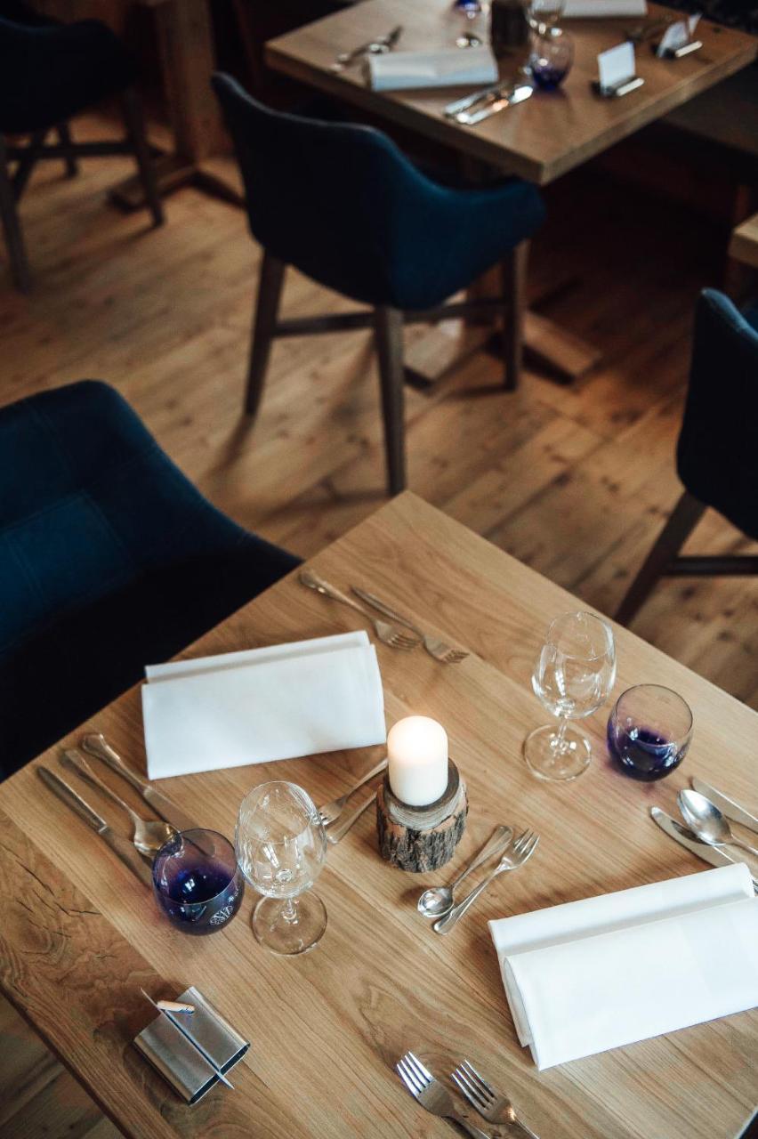 Rossano Boutique Hotel & Ristorante Sachsen bei Ansbach Eksteriør bilde