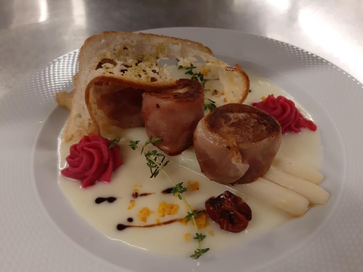 Rossano Boutique Hotel & Ristorante Sachsen bei Ansbach Eksteriør bilde